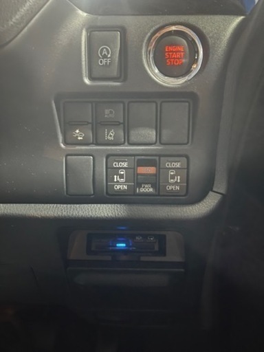 80後期ヴォクシーZS