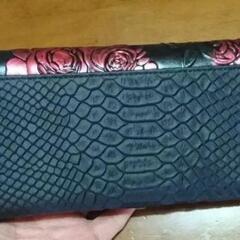 本革 二つ折り財布　新品の画像