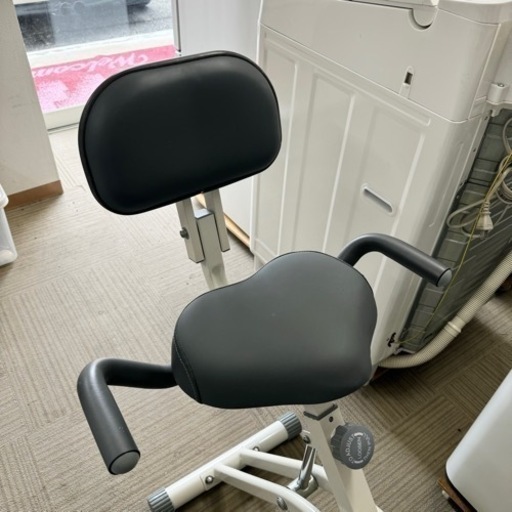 【超美品‼️】XR-bike フィットネスバイク マグネット式エアロバイク スピンバイク 軽量折りたたみ式 イエロー♪ 