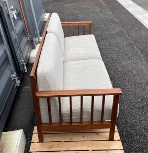 北の住まい設計社　スポークソファL