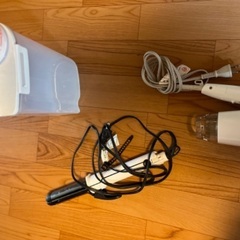 ヘアアイロン、ドライヤー、米入れ