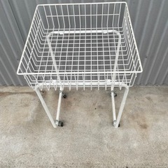 店舗什器 カゴ 特売 セール品 ワゴン ホワイトの画像