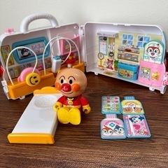 アンパンマン病院　救急車　知育玩具