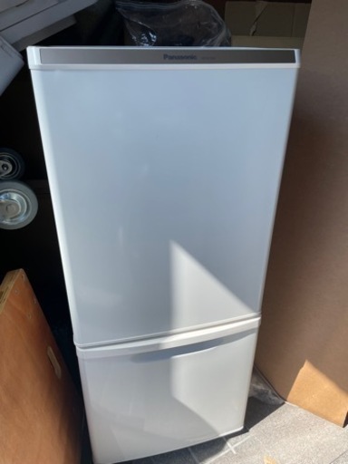 家電 キッチン家電 冷蔵庫 中古美品Panasonic 138L 冷凍冷蔵庫 パナソニック NR-B146W 白い