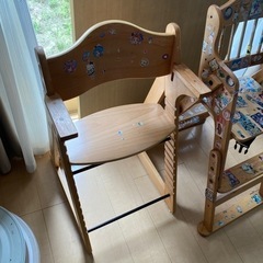 あげます リビングテーブル 子供椅子の画像