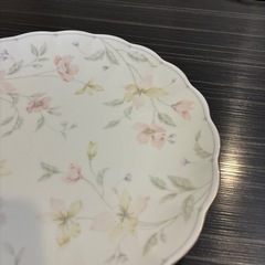 ナルミ　皿の画像