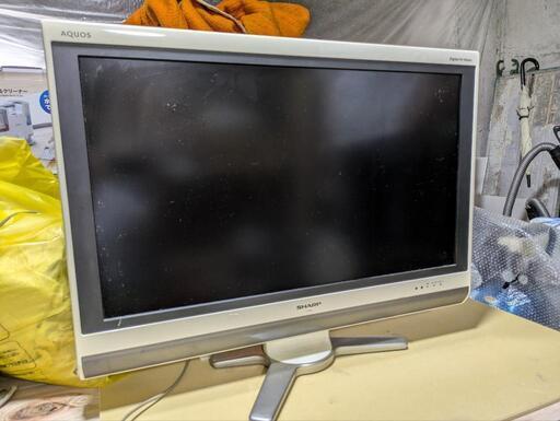 2010年製　シャープ　AQUOS　テレビ　32型