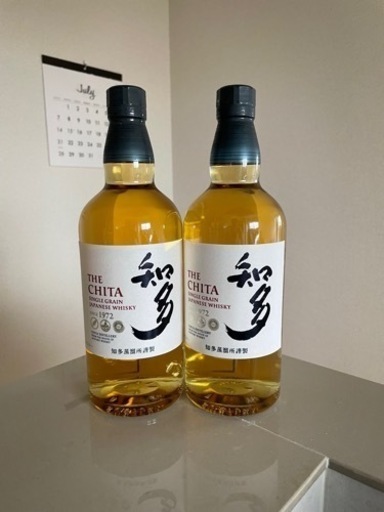 ウイスキー　
サントリー知多700ml  1本