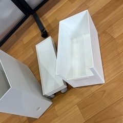 無印良品　ポリプロピレン収納ケース用フタ＆キャスターのセットの画像