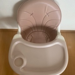 桃色子供イス