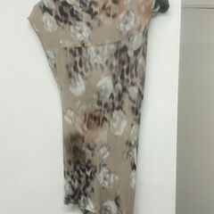 Maxmara　マックスマーラ　ノースリーブ柄トップスの画像