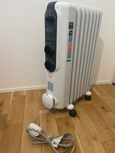 【美品】デロンギ　アミカルド オイルヒーター