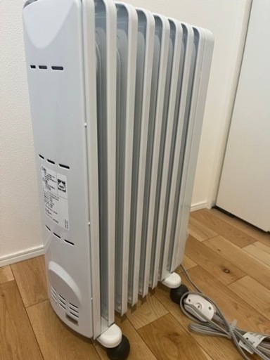 【美品】デロンギ　アミカルド オイルヒーター