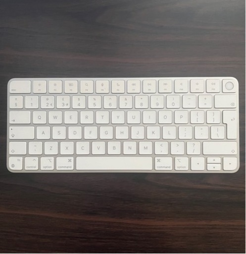 Magic Keyboard with Touch ID UK配列