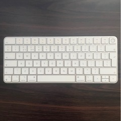 Magic Keyboard with Touch ID UK配列
