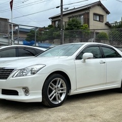 【自社ローン可】クラウンロイヤルサルーンの画像