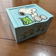 SNOOPY 鏡付き小物入れ