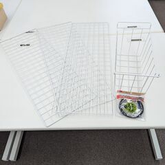 ワイヤーネット　ワイヤーバスケット　クリアファイル約100枚　中...