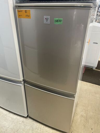 リサイクルショップどりーむ荒田店 No12635 冷蔵庫　2ドア　シャープ　2013年製　１３７L シャープの定番2ドア冷蔵庫♪