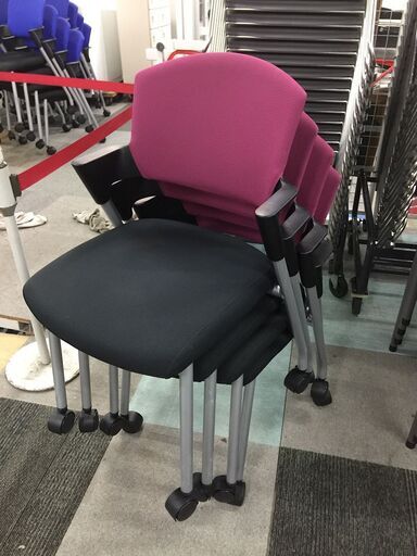 中古　良品　コクヨ　 Protty　プロッティ　 ミーティングチェア 　会議いす　会議椅子　スタッキングチェア　オフィスチェア　4脚セット品　エンジ/ブラック　愛知　一宮市　江南市　稲沢市　岩倉市　名古屋　岐阜　各務ヶ原　羽島　三重　グッドプライス一宮