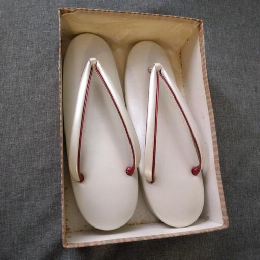 値下げしました。未使用品　着物草履