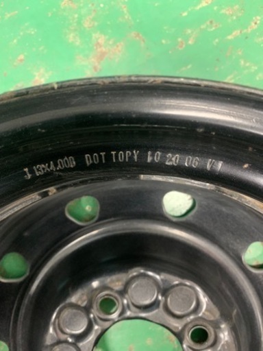 車のパーツ タイヤ、ホイール