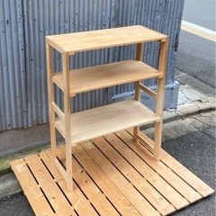 3段木製ラックの画像