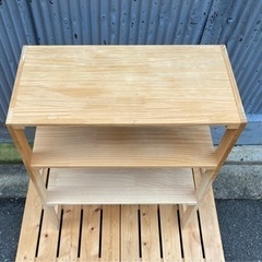 3段木製ラックの画像