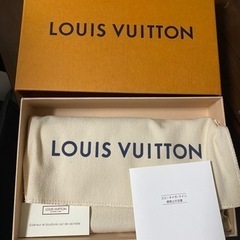 ヴィトンVUITTON　黒2つ折り長財布　新品の画像