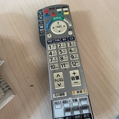 家電 テレビ 液晶テレビの画像