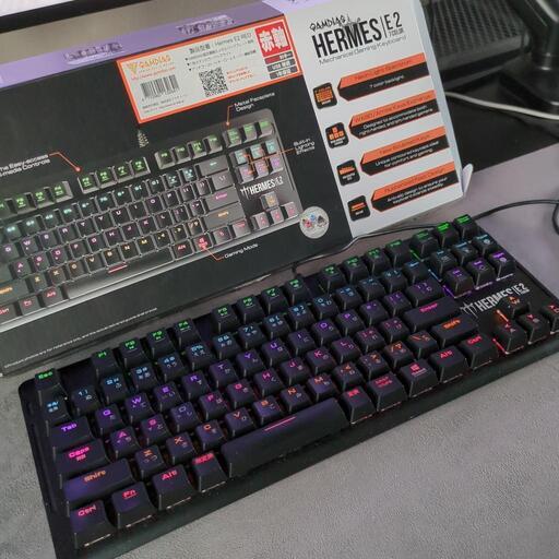 【ゲーミング】赤軸メカニカルキーボード