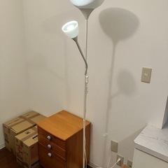 IKEA 間接照明　LEDランプ1灯付き