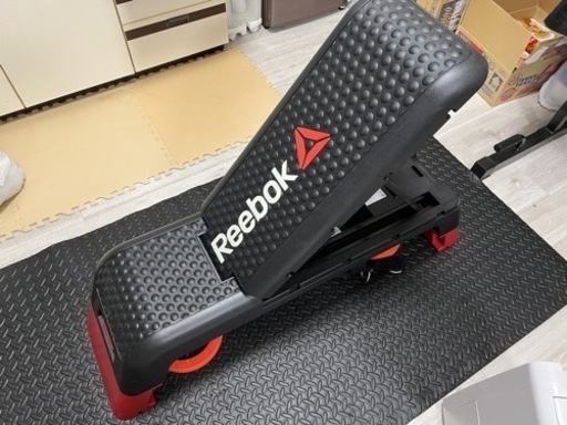 【美品】Reebok(リーボック) デッキ トレーニングベンチ 楽天市場】【送料無料】最大耐荷重150kg！Reebokトレーニングベンチ