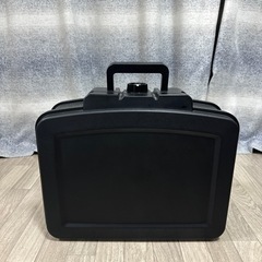 【災害時に持ち運べる】手カバン式金庫