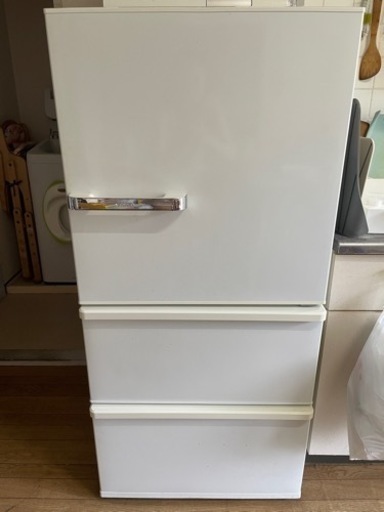 【受け取り完了】アクア3ドア冷蔵庫 238L