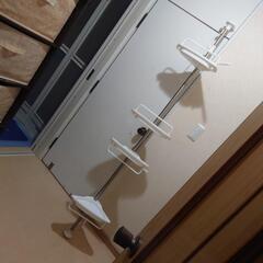 お風呂突っ張り収納