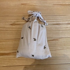 【美品】授乳ケープ PUPPAPUPO　ポーチ付き 天竺ニット×ガーゼ  綿100% ワイヤー入り ベビー用品の画像