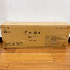 【新品未使用】光るタイヤ！子ども用キックボード　キックスクーター　LEDタイヤ　折りたたみ式の画像