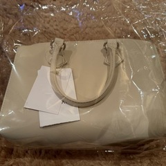 ハンドカバン　ベージュ　未使用品の画像