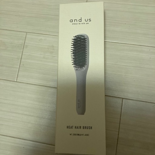 ヒートヘアブラシ