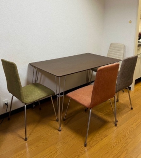 ダイニングセット Dining table with 4 chairs