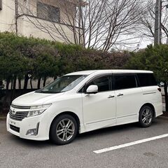 エルグランド　車中泊仕様車　４人乗り２人就寝