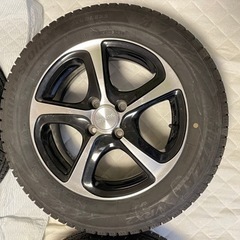 スタッドレスタイヤ 175/65/R15  ブリヂストン　ホイール付4本セット　車のタイヤ、ホイールの画像