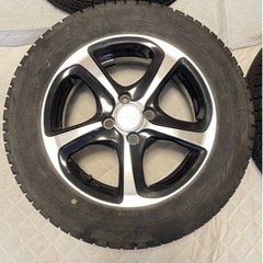 スタッドレスタイヤ 175/65/R15  ブリヂストン　ホイール付4本セット　車のタイヤ、ホイールの画像