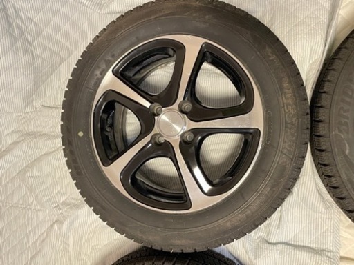 スタッドレスタイヤ 175/65/R15  ブリヂストン　ホイール付4本セット　車のタイヤ、ホイール