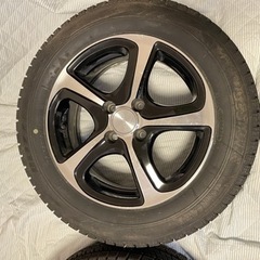 スタッドレスタイヤ 175/65/R15  ブリヂストン　ホイール付4本セット　車のタイヤ、ホイールの画像