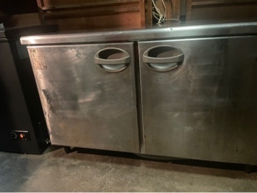 【福島工業】業務用冷蔵庫