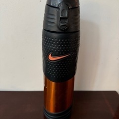 サーモス 保冷専用水筒 1リットルNIKEモデルの画像