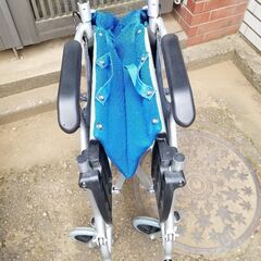 ひばりヶ丘最寄の新座市より/車イス/車椅子/折りたたみ式/介助式/ケアテックジャパン/Care-tec Japanの画像