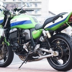 カワサキ  
ZRX1100　の画像